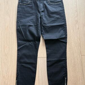 Guess Women's Black Skinny Jeans with Zipper Details and studs us 30